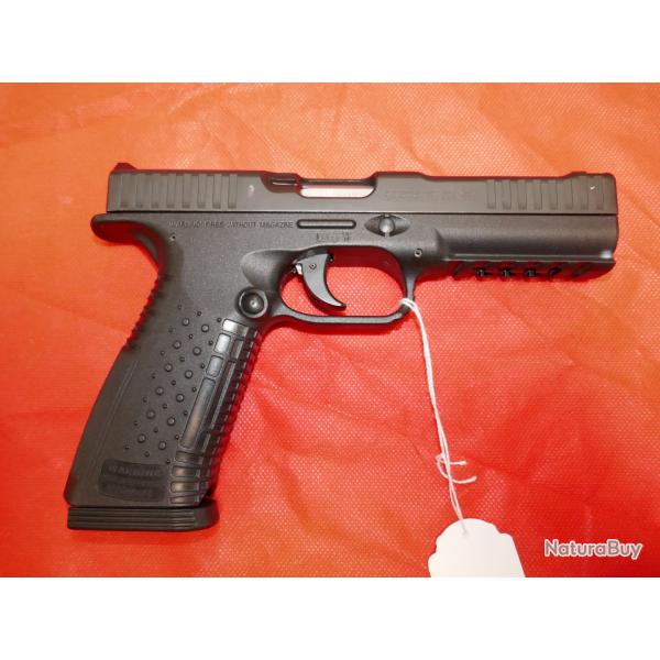 Pistolet ARSENAL FIREARMS AF-1 STRIKE ONE en 9x19mm avec sa mallette et son second chargeur