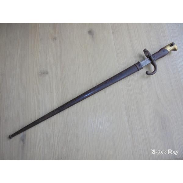 Belle ba�onnette-�p�e Gras fourreau au m�me num�ro jus grenier Saint-Etienne 1875 Grande Guerre