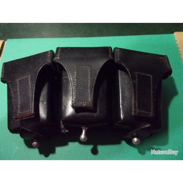 Cartouchi�re Allemande cuir noir neuve pour 30 munitions / clips 86389