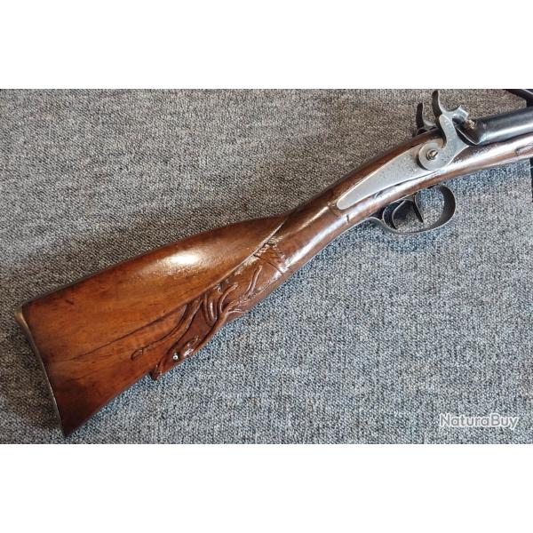 Magnifique fusil de chasse � piston calibre 16 crosse Fran�aise sculpt�e d'une t�te de cervid�