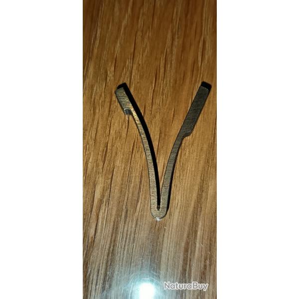 RESSORT EN "V"  LOT 25