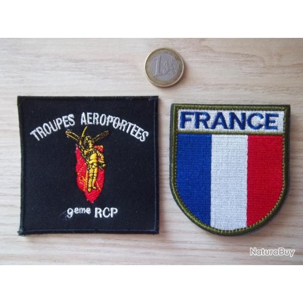lot �cussons 9e r�giment de chasseurs parachutistes France Pamiers insignes collection