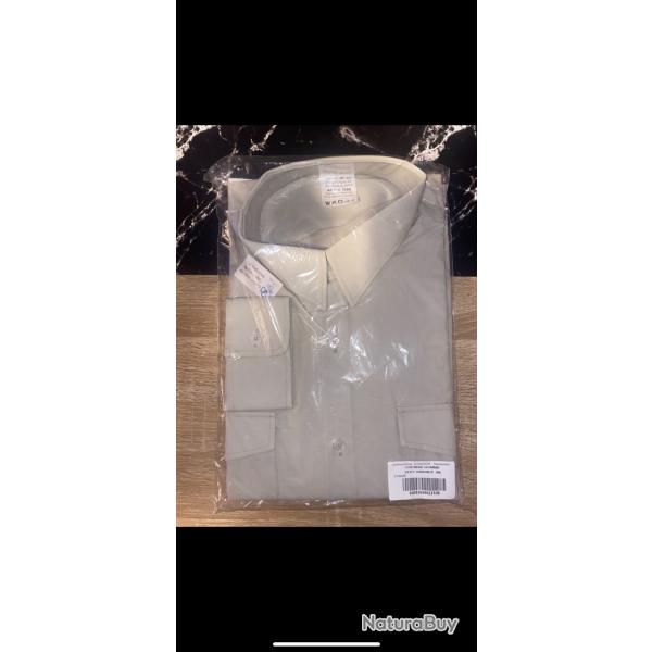 NEUVE!!!Chemise vert amande de l'arm�e fran�aise manche longue Taille 45/46 ou de Taille XXL