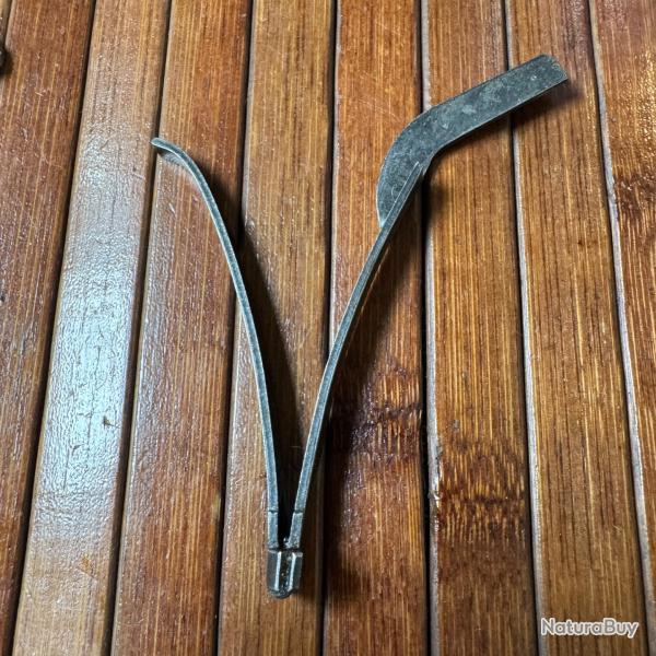 GRAND RESORT REVOLVER TYPE COLT 89-95 OU AUTRE ?