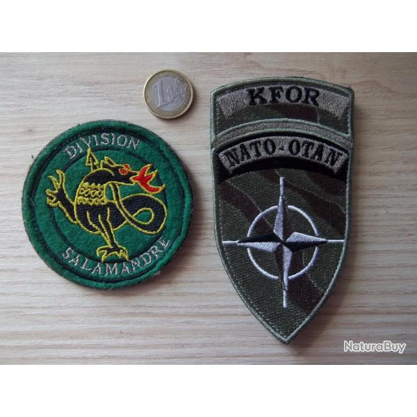 lot �cussons militaire division salamandre et KFOR force arm�e insigne collection