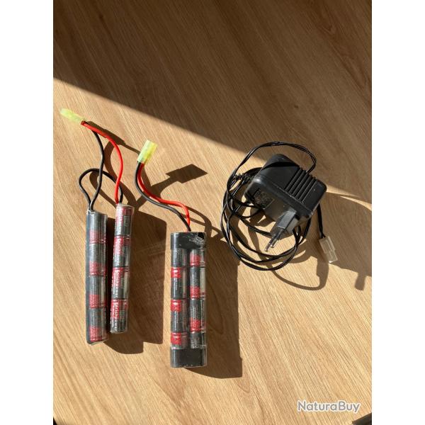 Lot batteries + chargeur airsoft