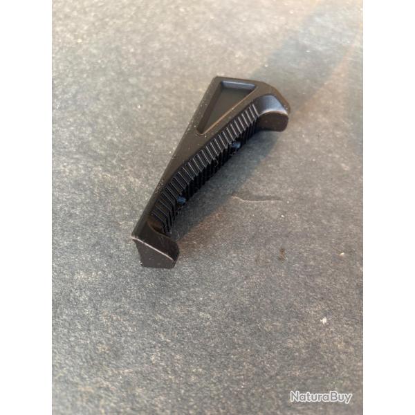 Poign�e avant M-loc garde main