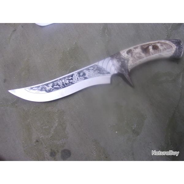 couteau de chasse "loup" Renno