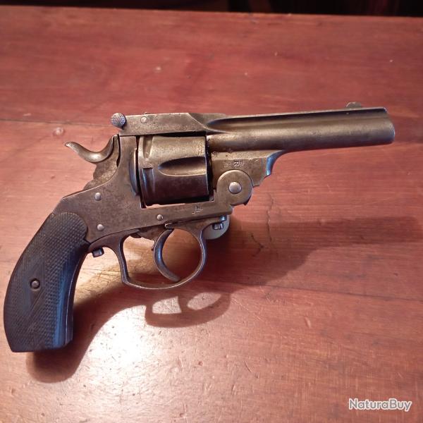 Revolver type Smith&Wesson en 320 fabrication Ligeoise