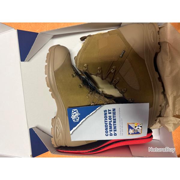 Chaussures de combat Haix zone temp�r�e - Taille 44 (neuves)