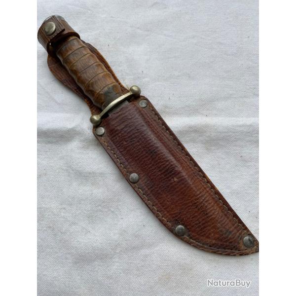 Couteau de chasse Sabatier avec son �tui