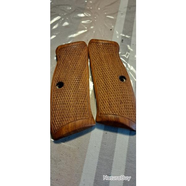 Plaquettes bois pour CZ75B