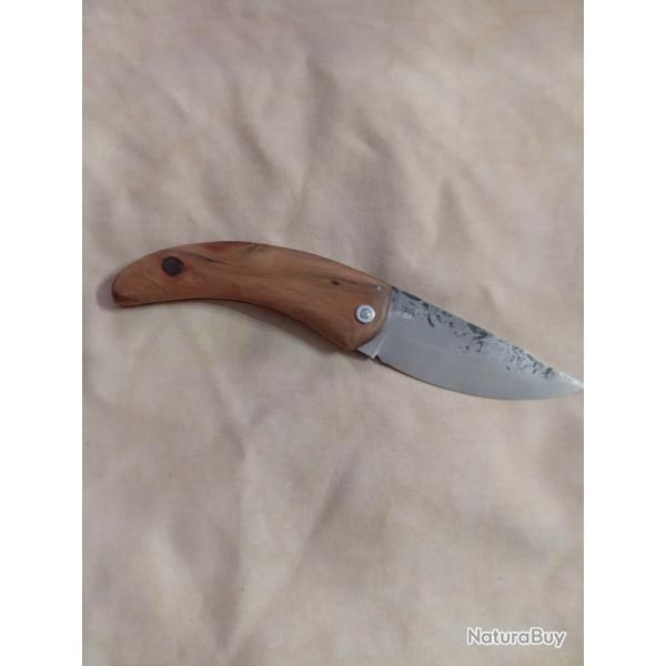 Couteau pliant forg deux clous en bois de cade