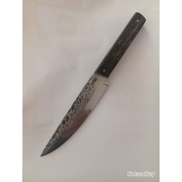 Couteau forg� manche en buffle