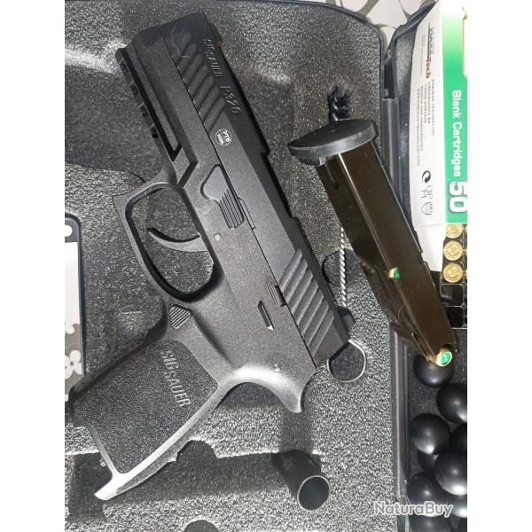 Pistolet SIG SAUER P320 9mm P.A.K.