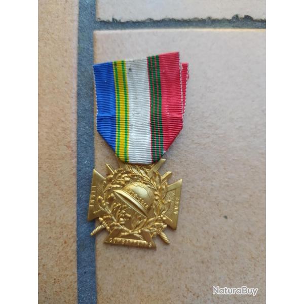 MEDAILLE LIGUE DES COMBATTANTS 1914-1918 DEPARTEMENT AUBE 10