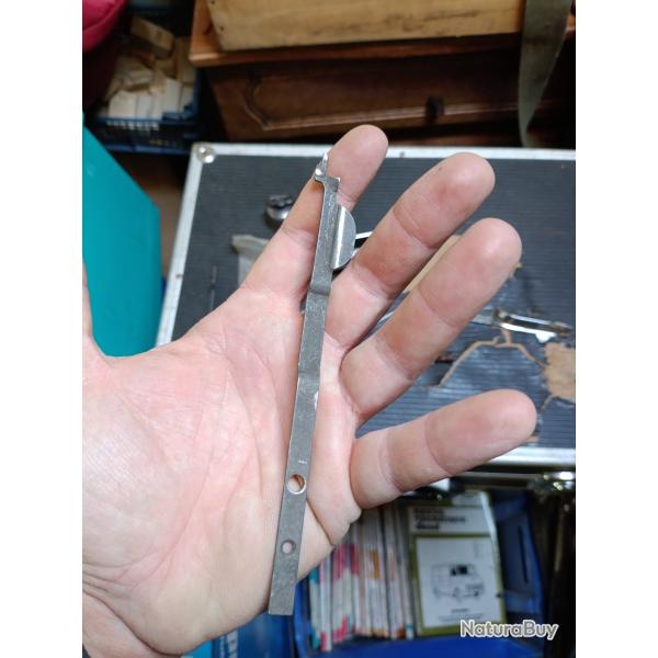 Ressort de commande gauche fusil a pompe Manufrance RAPID