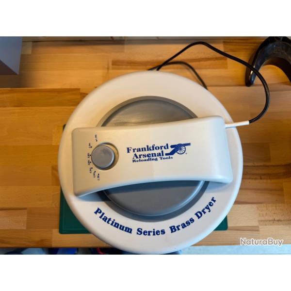 Frankford Arsenal - Secheur de douilles 220V Platinium Series