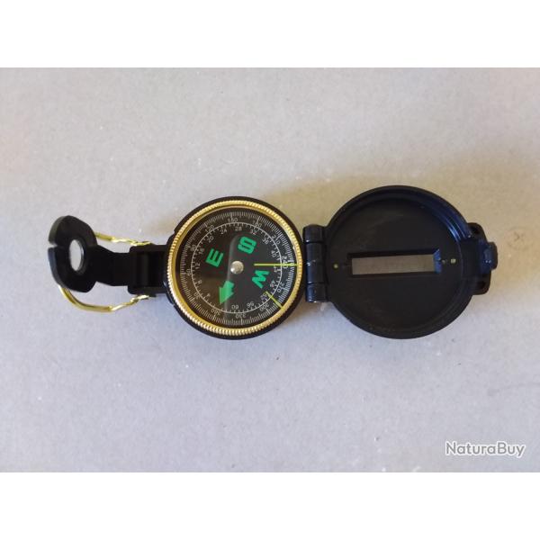 1 boussole Compassion Engeneer plastique