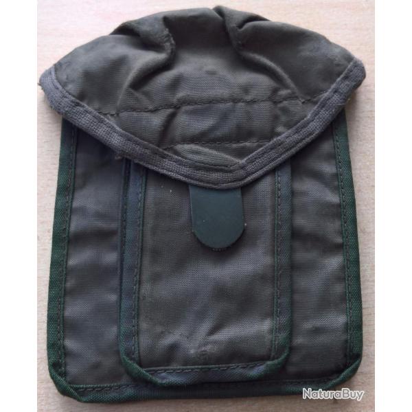 Cartouchi�re Famas