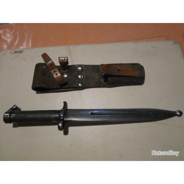 BAIO SUEDOISE MODELE 96 AVEC PORTE FOURREAU.