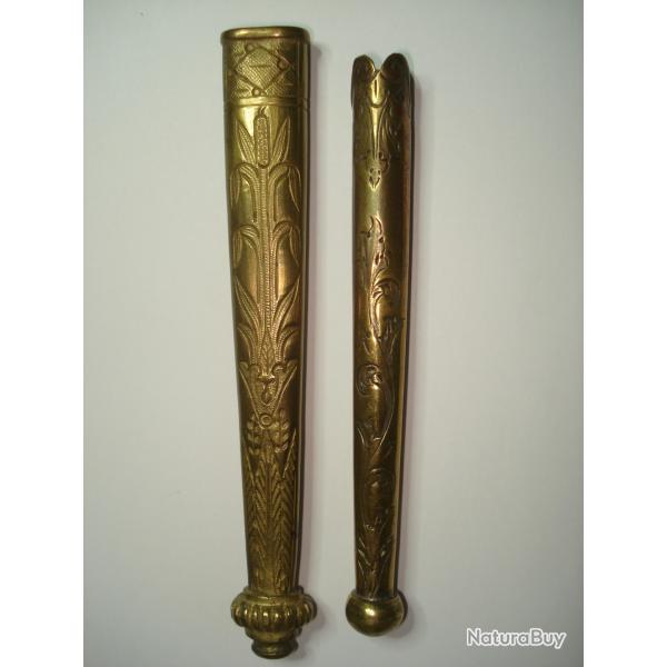 Lot de 2 belles bouterolles