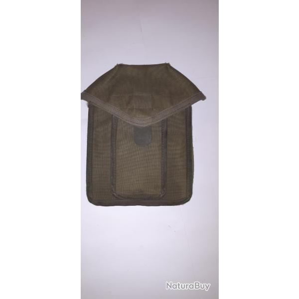 Porte chargeurs FAMAS