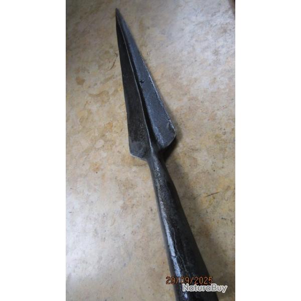 Pointe de pique r�volutionnaire AN  au dos lame lance XVIII�si�cle r�volution Fran�aise 1789