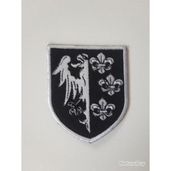 INSIGNE EN TISSU  DE LA 33 EME DIVISION