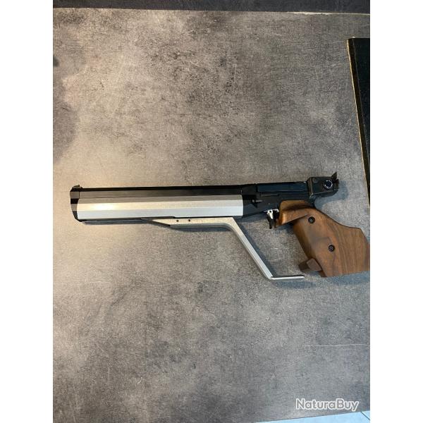 PISTOLET FEINWERKBAU MOD 100 CAL 4.5 DROITIER JOINTS NEUFS