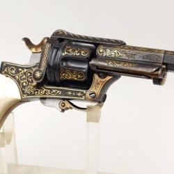 REVOLVER DE LUXE SAINT-&Eacute;TIENNE 1874 FAGNUS MAQUAIRE CALIBRE 320 - CADEAU DU MAR&Eacute;CHAL FOCH &Agrave; LOUIS MO