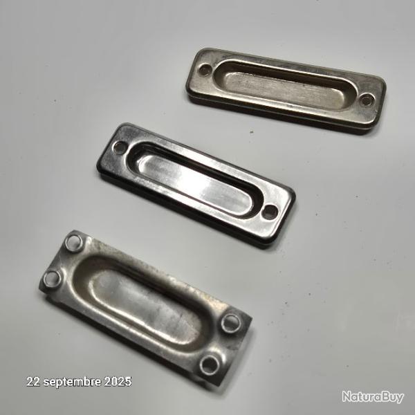 Lot de 2 poignes anne 60-70 pour porte coulissante. Etat neuf.