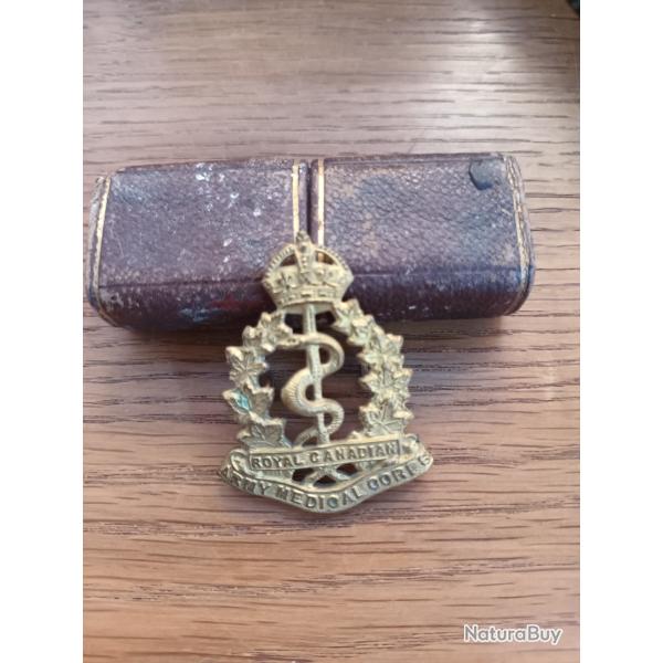 Badge de casquette canadien