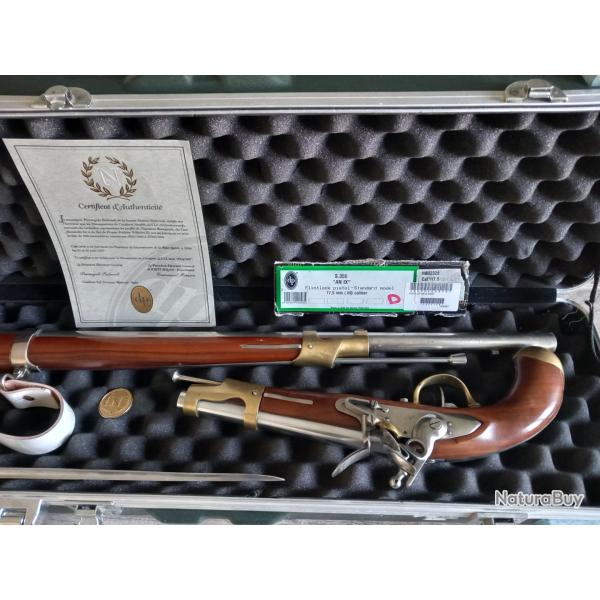 Fusil  silex commmoratif an IX cavalerie et pistolet  silex an IX D.Pedersoli ,plus accessoires.