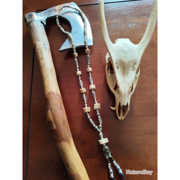 Collier de dfense thme viking en perles mtalliques et bois de cerf