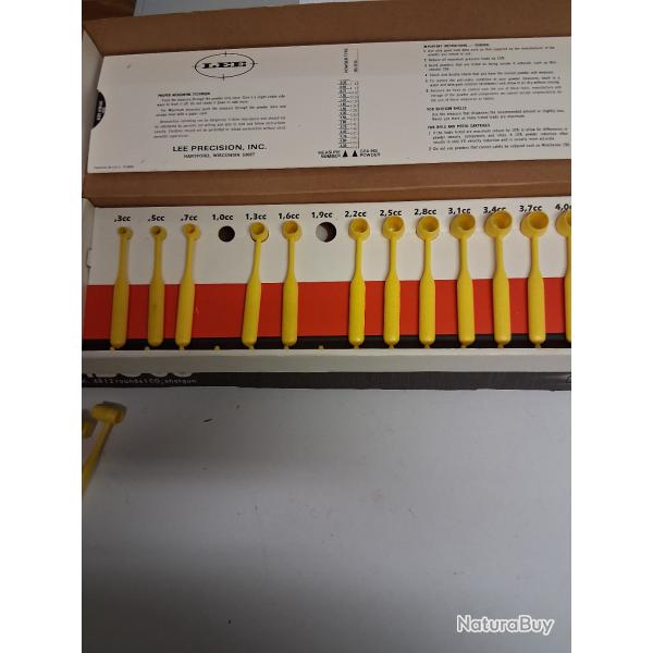 ensemble de dosettes pour poudre noire