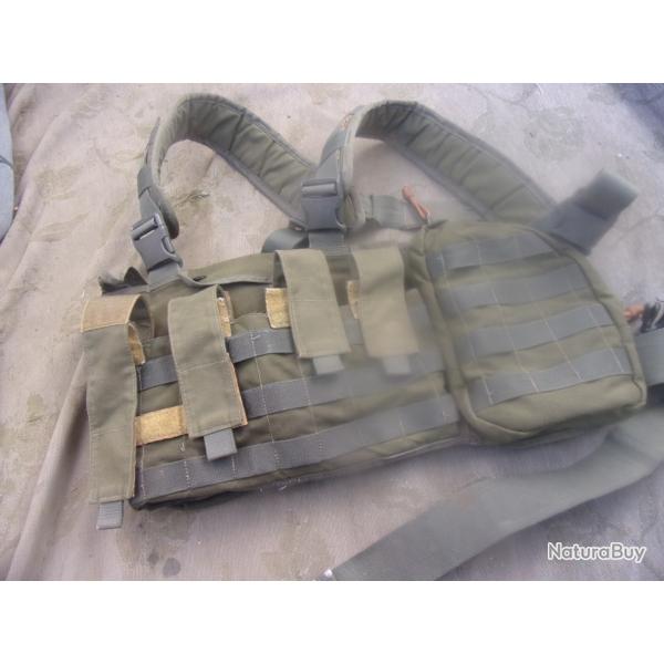 gilet tactique porte-chargeurs