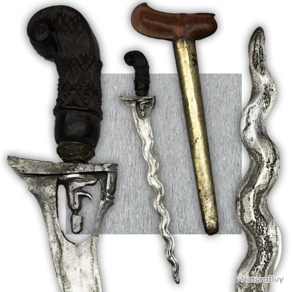 RARE & SUPERBE SABRE COURT DIT :  '' KRISS '' BOIS SCULPT� AVEC PIERRE XIX ORIGINAL