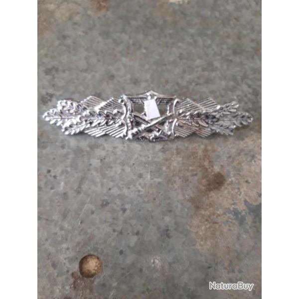 INSIGNE METAL  DES COMBATS RAPPROCH�S
