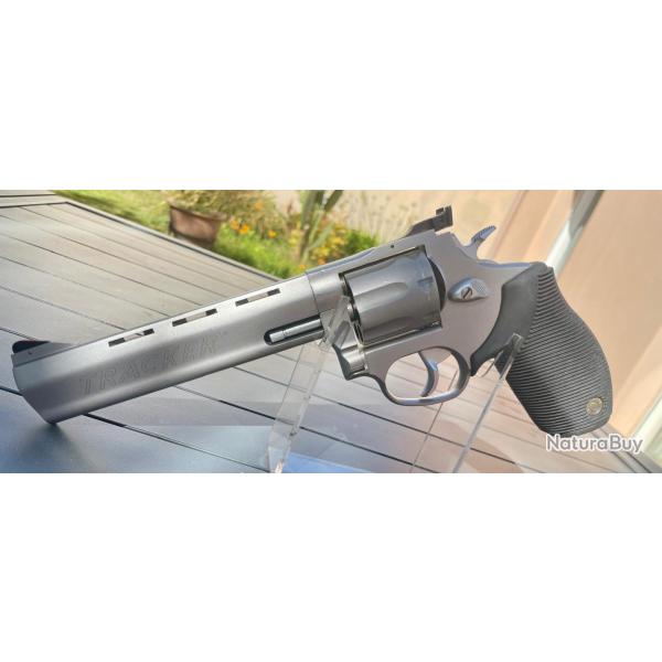 TAURUS RT627 TRACKER 6" 357MAG/38SP + Poign�e HOGUE