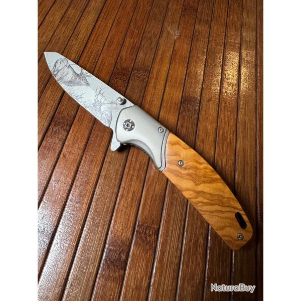 COUTEAU  OUVERTURE ASSISTE ET CLIP CEINTURE NEUF