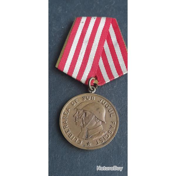 MEDAILLE CONTRE LE FASCISME 1