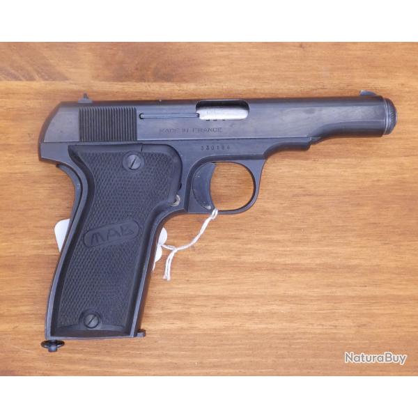 pistolet MAB modle D calibre 7,65 Browning