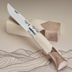 Opinel Cime 09 - Couteau Pliant N&deg;9 Grav&eacute; | Lame Inox & Manche Bois - Made in France
