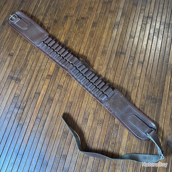 CEINTURON EN CUIR DE QUALIT� CARTOUCHI�RE 20 CARTOUCHES A BALLES