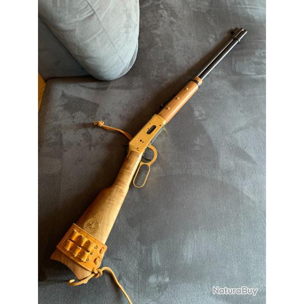 WINCHESTER - Modle 94 (1894-m94) Cal. 30-30 WIN - Commmorative "COMANCHE CARBINE"