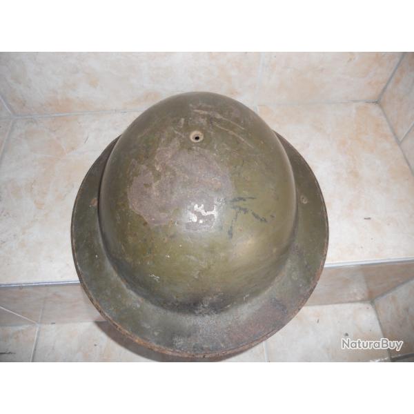 coque de casque anglais ( mais pas sur bien regarder les photos pour connaisseurs)