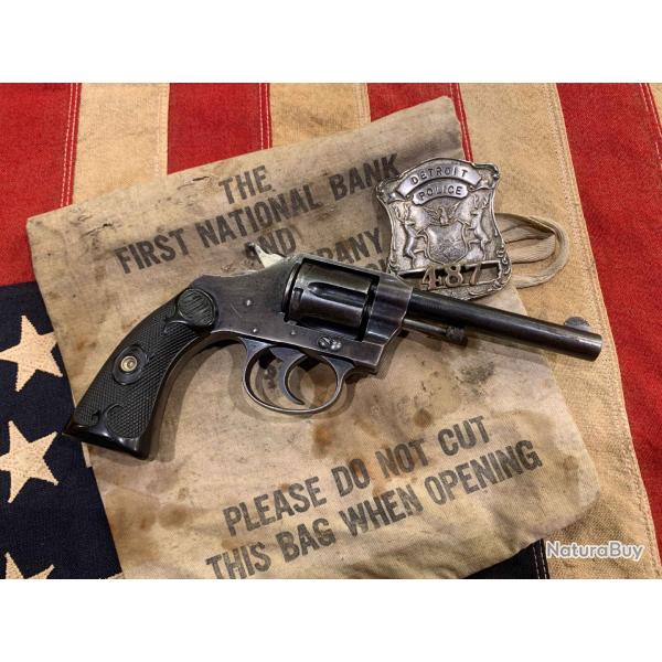 Revolver Colt New Police cal. 32 Smith & Wesson