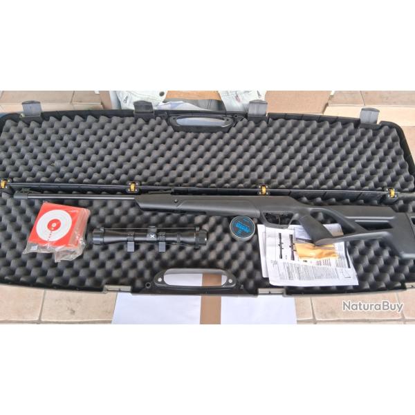 Carabine Crosman Vital Shot 4.5mm (20 Joules), lunette de vis�e Umarex 4x32+case