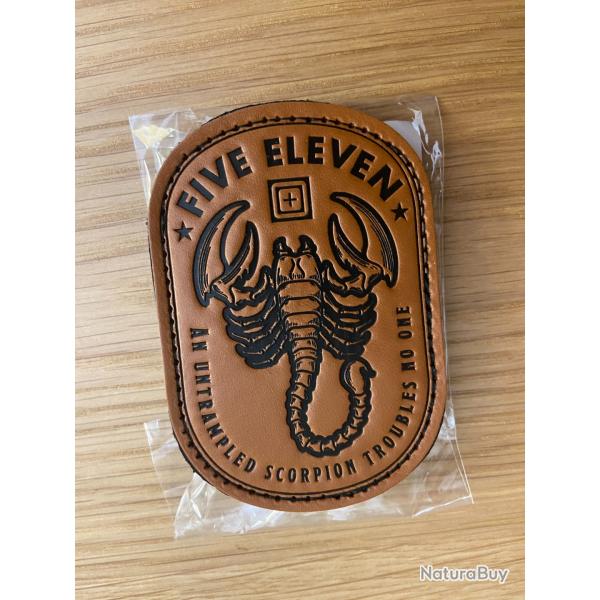 cusson Five Eleven Patch Scorpion Velcro noir marron PVC